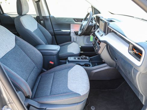 Used 2023 Ford Maverick XLT FWD image 16