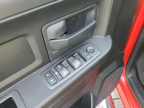 Used 2019 RAM 1500 Express image 13