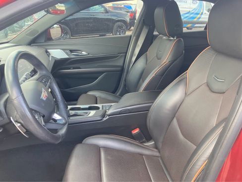 Used 2023 Cadillac CT4 Sport RWD image 4