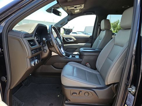 Used 2021 GMC Yukon SLT w/ SLT Luxury Package AWD/4WD image 14