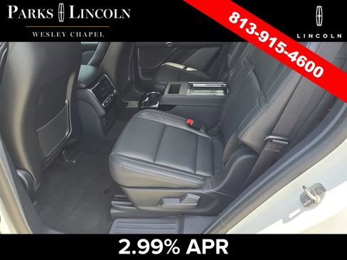 Certified 2025 Lincoln Aviator Reserve w/ Illumination Package RWD image 15