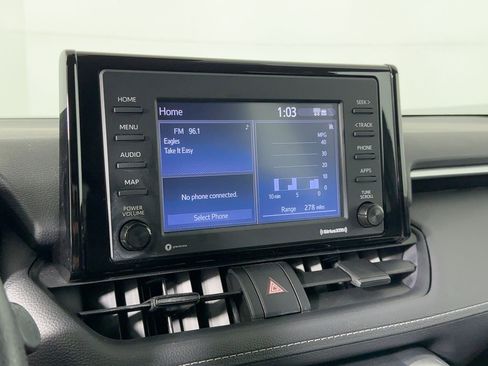 Used 2022 Toyota RAV4 LE image 23