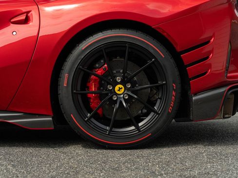 Certified 2023 Ferrari 812 Competizione image 10