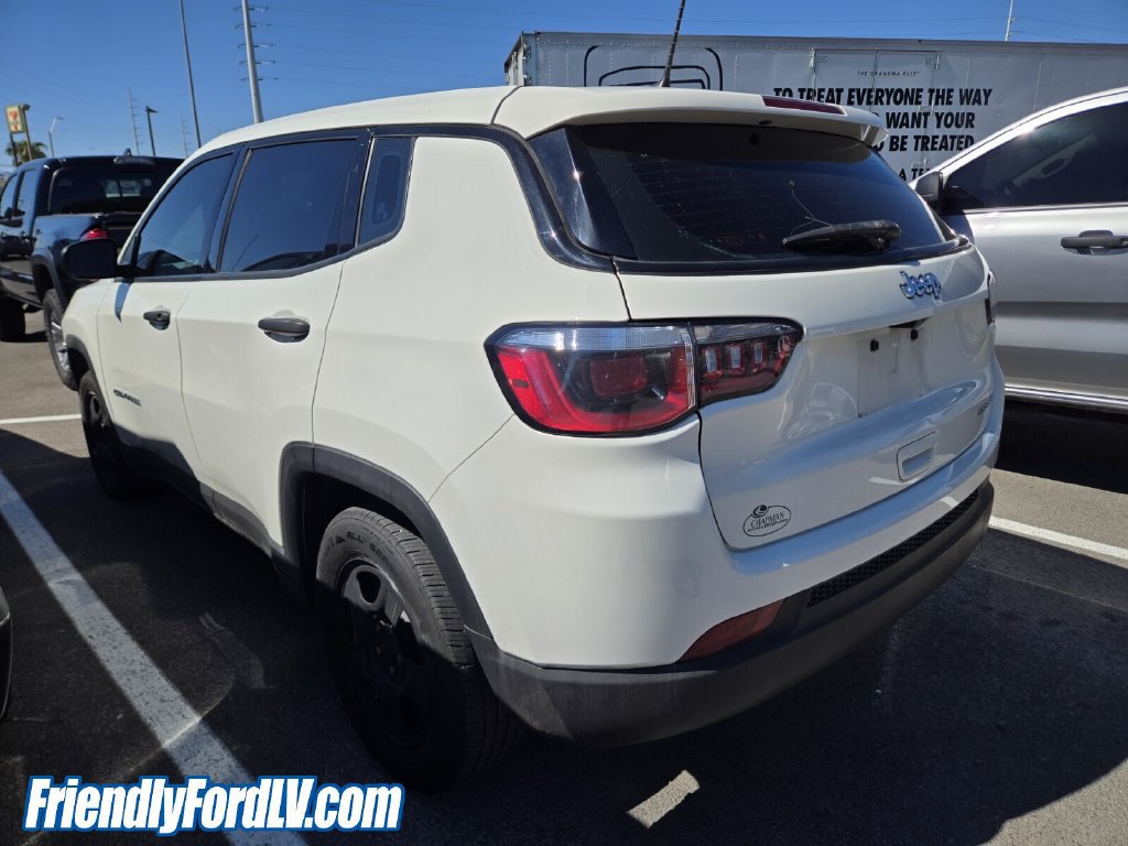 Used 2019 Jeep Compass Sport FWD image 4