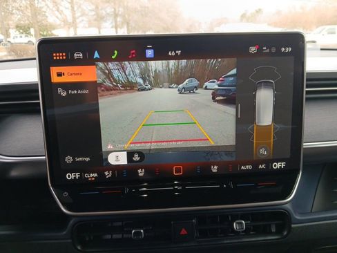 New 2025 Volkswagen ID. Buzz Pro S image 20