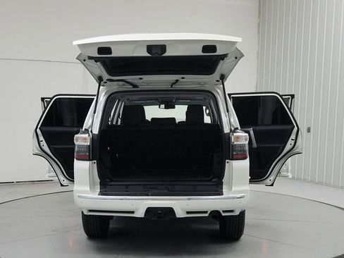 Used 2019 Toyota 4Runner Limited AWD/4WD image 14