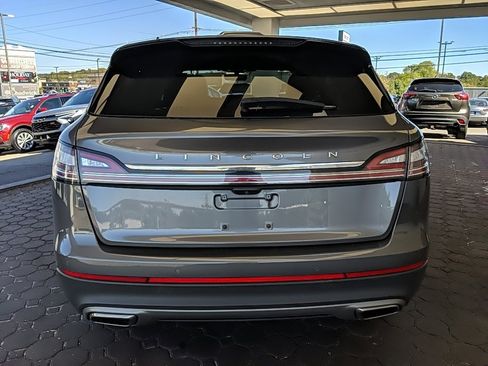 Certified 2022 Lincoln Nautilus Reserve image 6