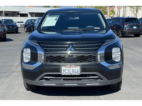 Used 2022 Mitsubishi Outlander ES image 9