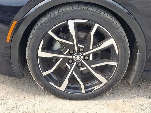 Used 2023 Toyota Prius Prime FWD image 28