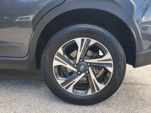 Used 2024 Subaru Crosstrek 2.0i Premium image 19