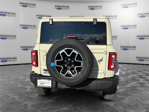 New 2025 Ford Bronco Outer Banks image 4