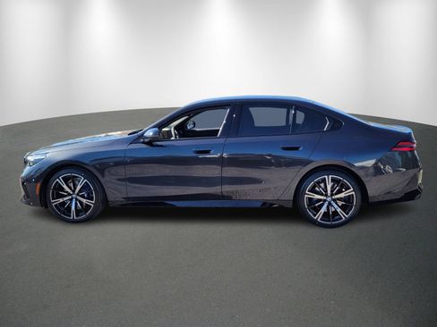 New 2026 BMW 530i image 4