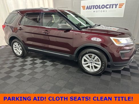 Used 2018 Ford Explorer XLT image 1