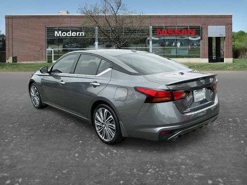 Certified 2023 Nissan Altima 2.5 SL FWD image 2