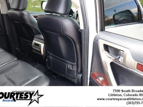 Used 2016 Lexus GX 460 w/ Premium Package AWD/4WD image 30