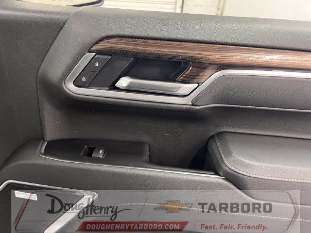 Used 2025 Chevrolet Silverado 1500 RST w/ Convenience Package II AWD/4WD image 38