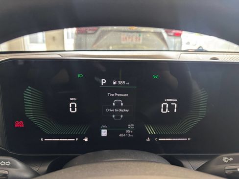 Used 2025 Kia K4 FWD image 39