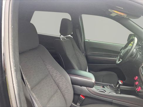 Used 2025 Dodge Durango GT w/ Blacktop Package AWD/4WD image 30