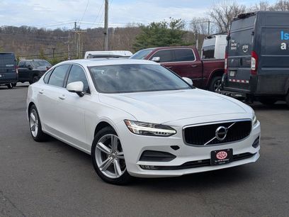 Used 2018 Volvo S90 T5 Momentum
