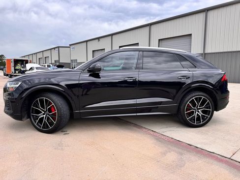 Used 2019 Audi Q8 Premium Plus w/ Premium Plus AWD/4WD image 3