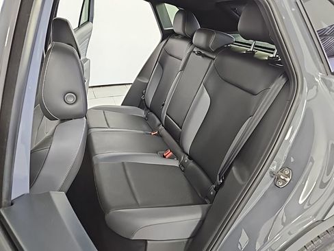 Used 2023 Volkswagen ID.4 Pro S image 21