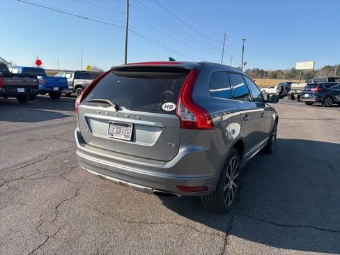Used 2016 Volvo XC60 T5 Platinum image 9