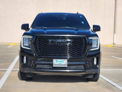Used 2022 GMC Yukon Denali RWD image 2