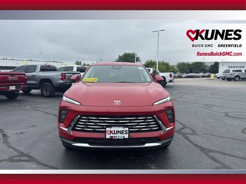 New 2025 Buick Envision Preferred image 2