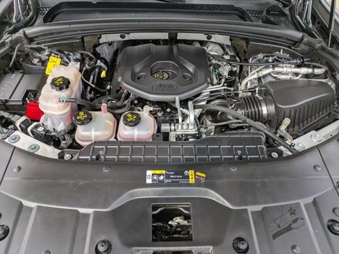 Used 2023 Jeep Grand Cherokee 4WD 4xe w/ Luxury Tech Group II image 24