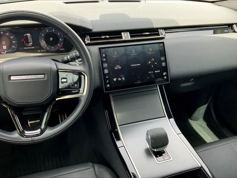 Used 2025 Land Rover Range Rover Velar Dynamic SE AWD/4WD image 6