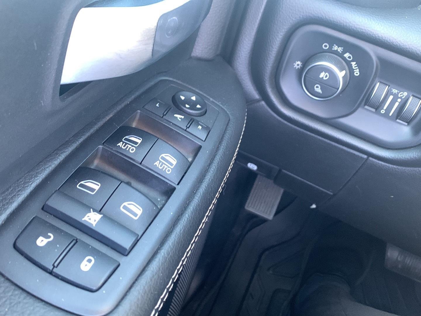 Used 2019 RAM 2500 Big Horn AWD/4WD image 10