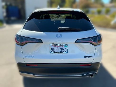 Used 2023 Honda HR-V Sport image 4