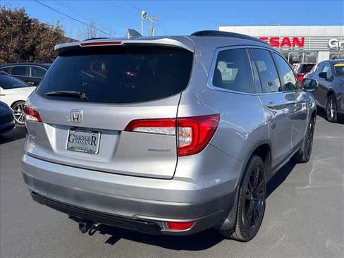 Used 2021 Honda Pilot Special Edition image 3