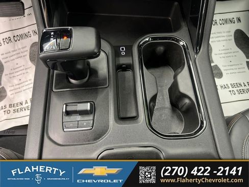 Used 2025 GMC Sierra 1500 AT4 w/ AT4 Premium Package AWD/4WD image 29