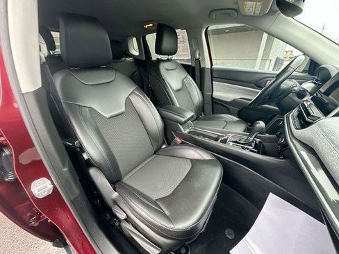 Certified 2022 Jeep Compass Latitude w/ Convenience Group image 25