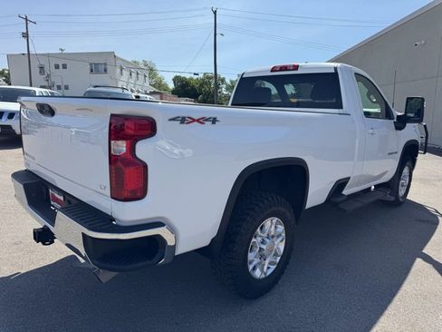 Used 2022 Chevrolet Silverado 3500 LT w/ Convenience Package image 3