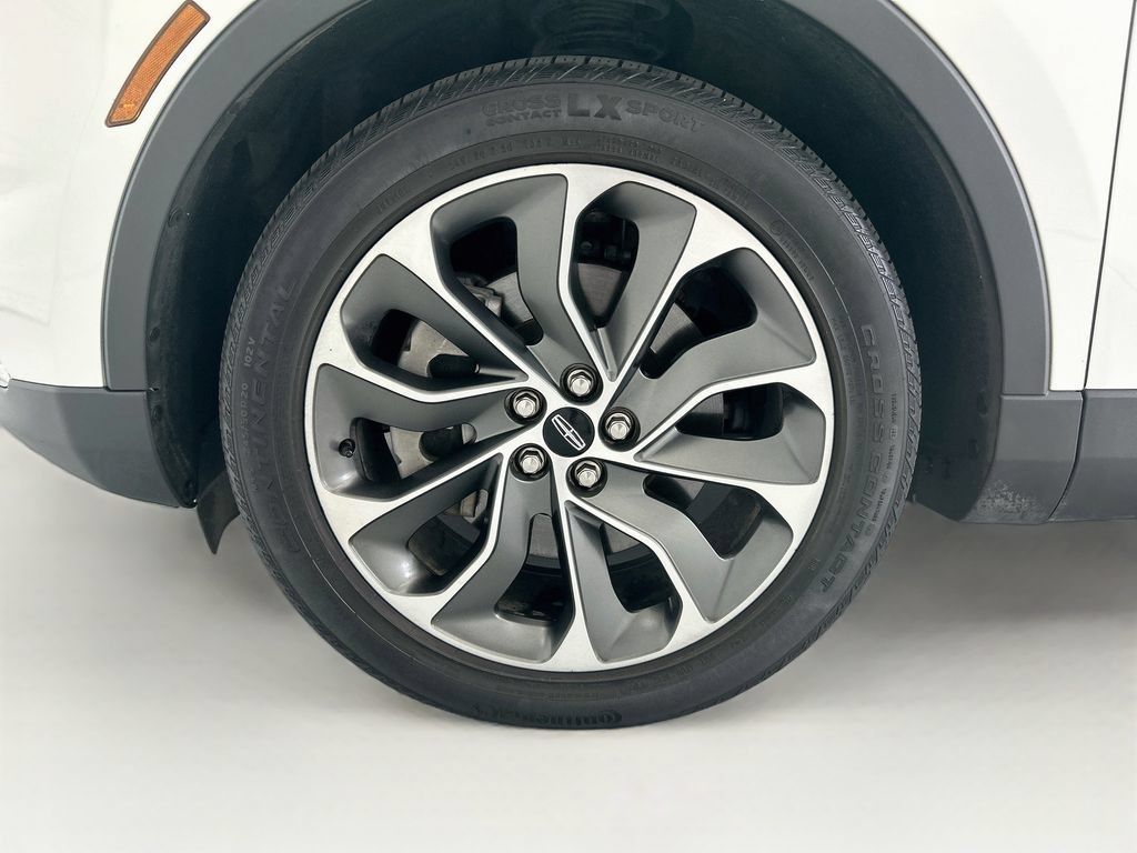 Used 2023 Lincoln Nautilus Reserve w/ Luxury Package AWD/4WD image 29