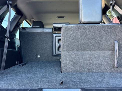 Used 2024 Mitsubishi Outlander SE image 20