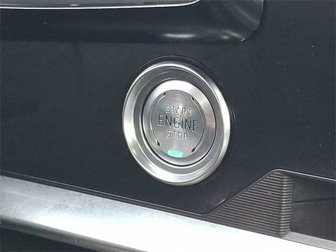 Certified 2025 Chevrolet Corvette Stingray Coupe w/ 1LT image 21