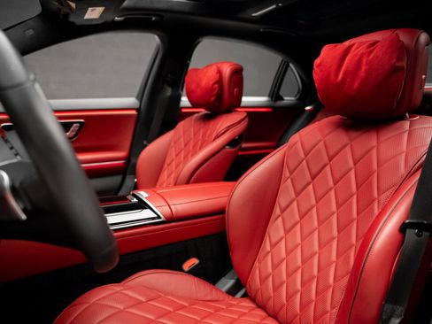 Used 2023 Mercedes-Benz S 500 4MATIC w/ AMG Line image 58