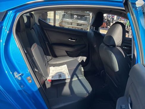 Used 2025 Nissan Sentra SR w/ SR Premium Package FWD image 16