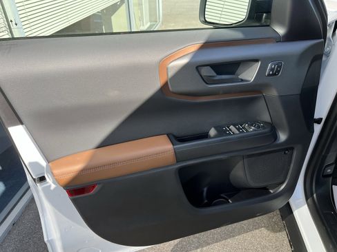 New 2025 Ford Bronco Sport Outer Banks image 13