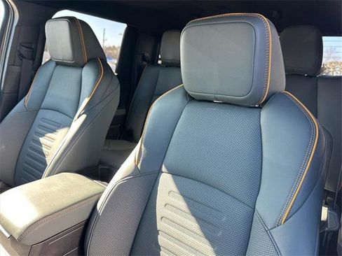 Certified 2025 Toyota Tacoma 4x4 Double Cab Hybrid image 16