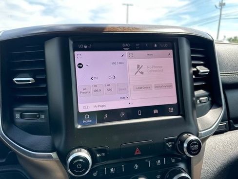 Used 2022 RAM 1500 Laramie image 24