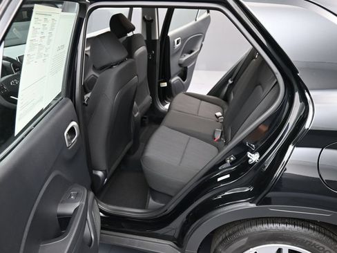 Certified 2026 Hyundai Venue SE FWD image 11