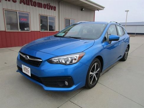Used 2021 Subaru Impreza Premium image 3