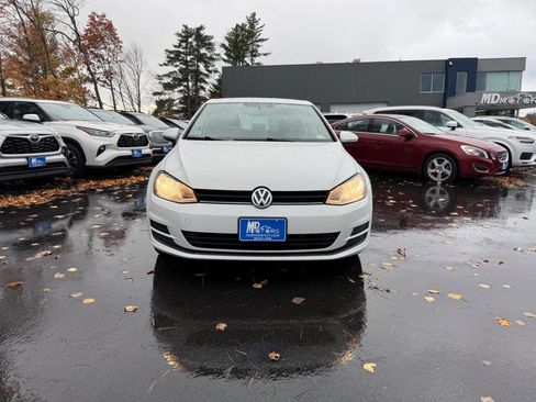 Used 2015 Volkswagen Golf S image 5