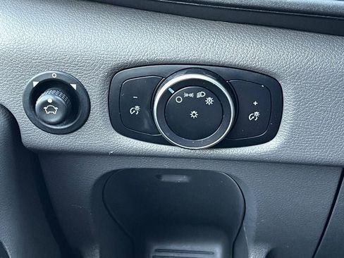 Used 2020 Ford Transit 150 XL image 15