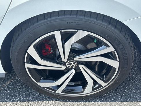 Used 2023 Volkswagen Jetta GLI Autobahn FWD image 18