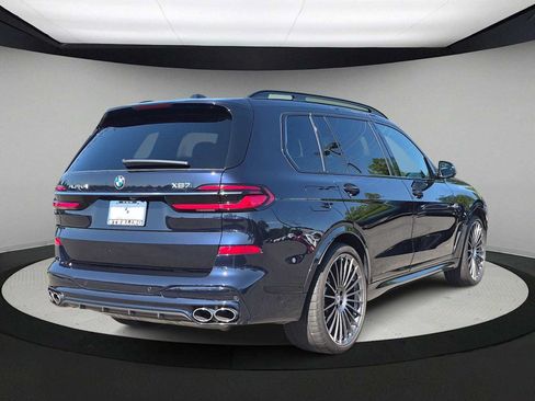 Used 2024 BMW ALPINA XB7 AWD/4WD image 8